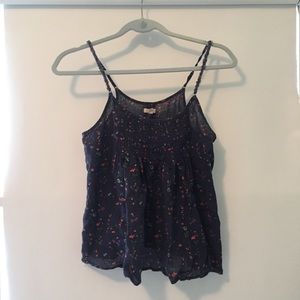 Floral arie tank ✨