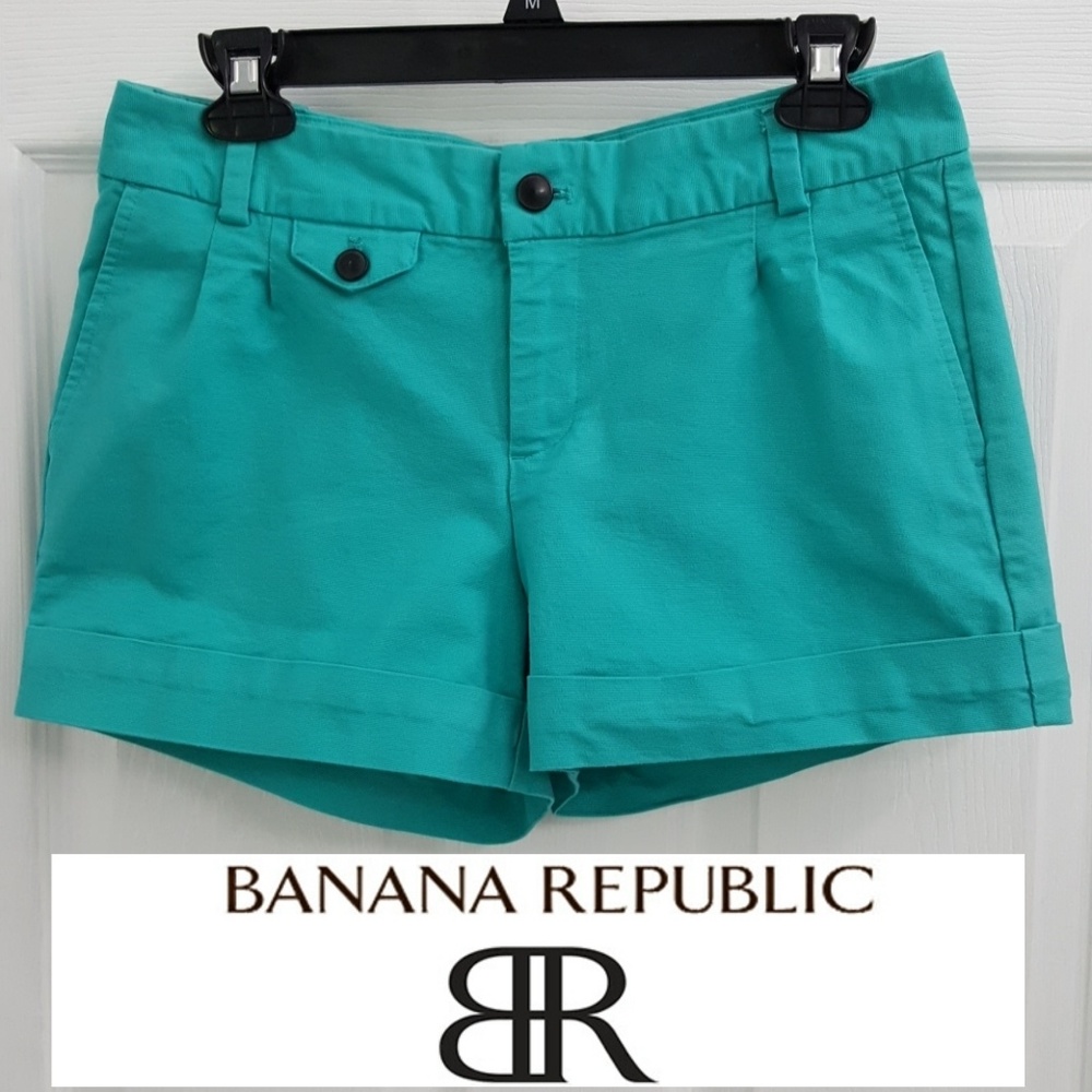 NWOT Banana Republic Martin Fit Shorts