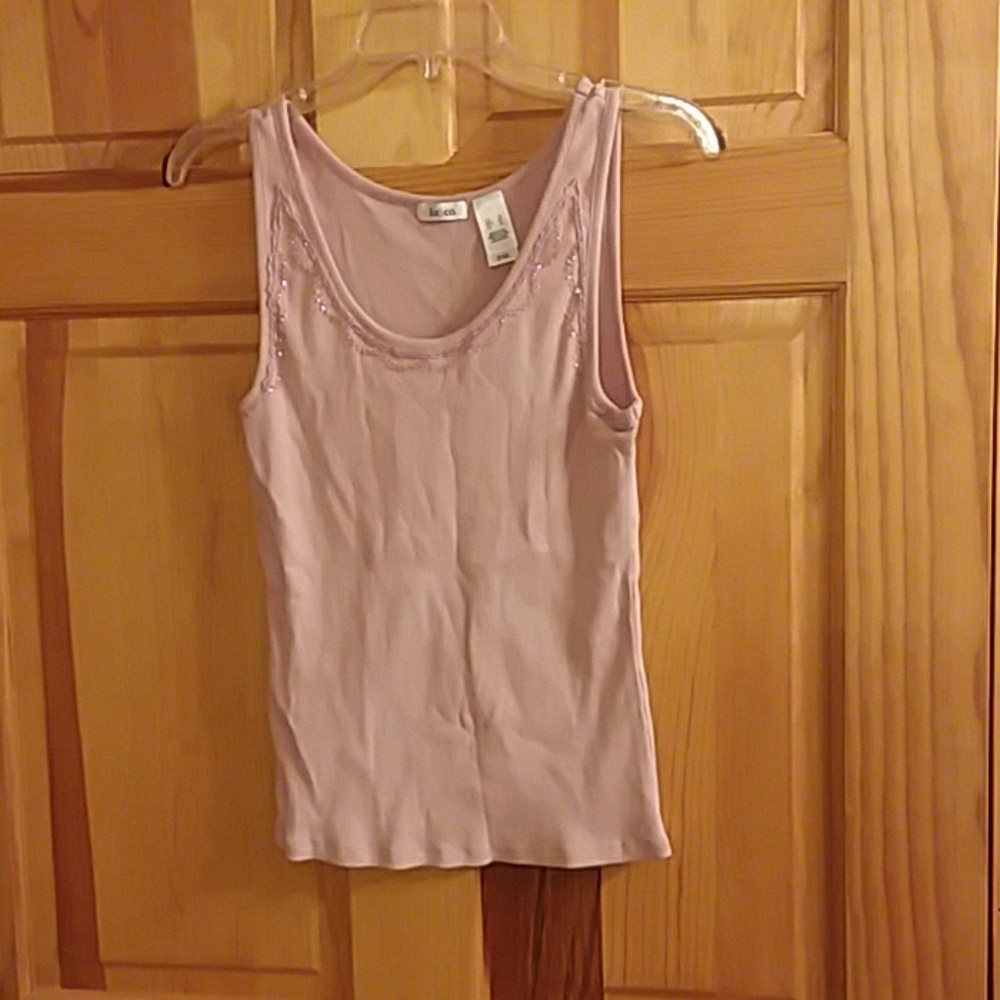Pink tank top