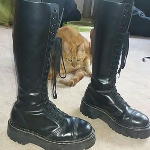 Gripfast 20 eyelet combat boots