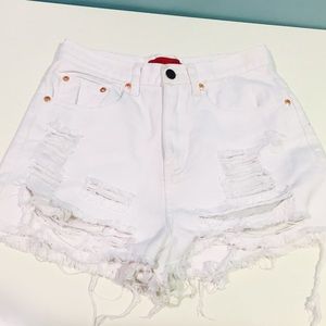 Signature 8 high-waisted white Jean shorts: size S