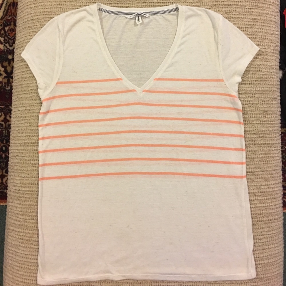 Basic V-neck VS Shirt