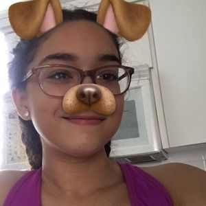 Meet your Posher, Alanis