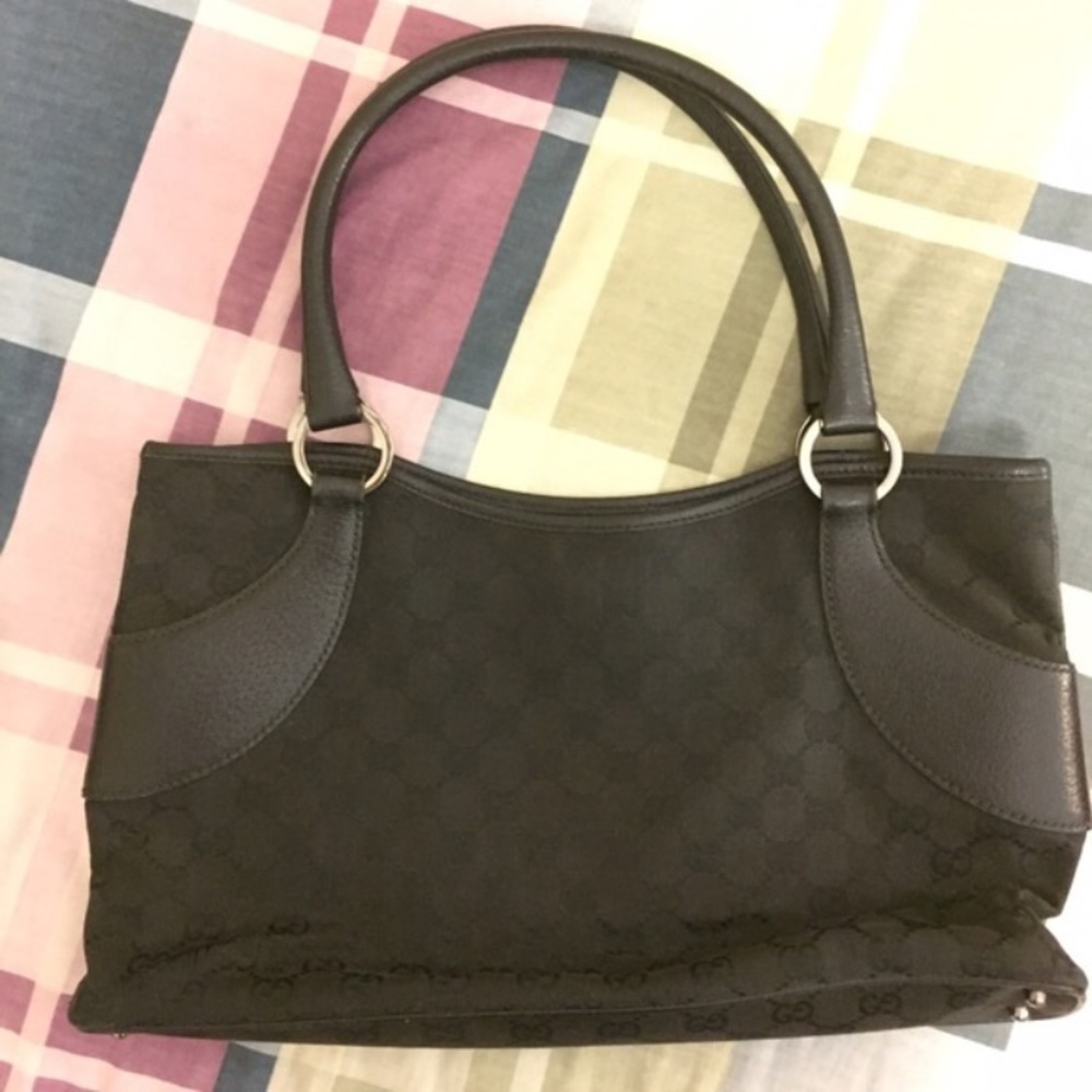 💯 Gucci Signature GG monogram canvas tote bag