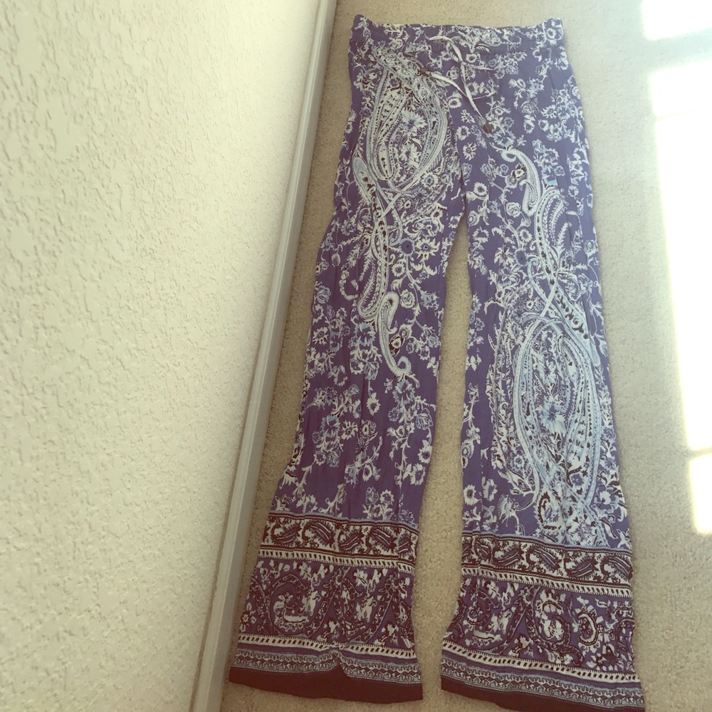 Supercute Paisley Blue Flowy Pants