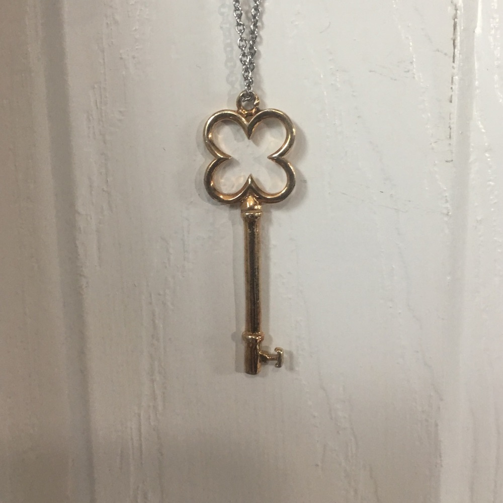 gold key pendant