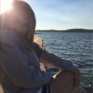 Meet your Posher, Meagan