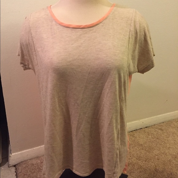 Tops - (3/$15) women's tan and peach crop top