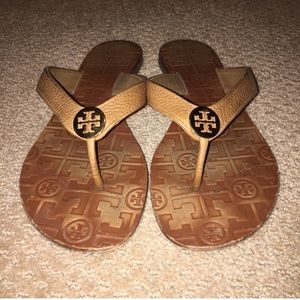 TORY BURCH Tan Leather Flip Flops