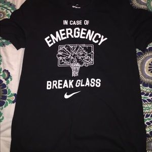 Nike shirt size Medium