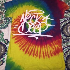 Neck deep concert tee size small