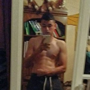 Meet your Posher, Carlos