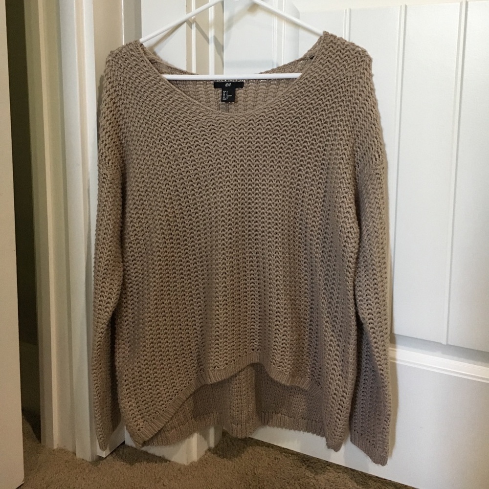 Super Cute H&M Sweater