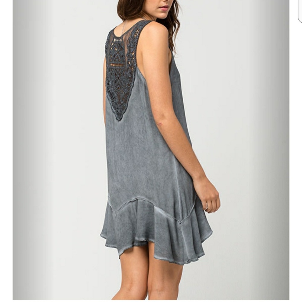 Blu Pepper ruffled lace dress large