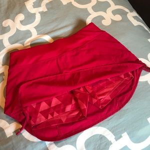 Nike Women's Rival Skirt- size small, red