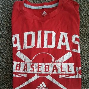 Adidas T-shirt