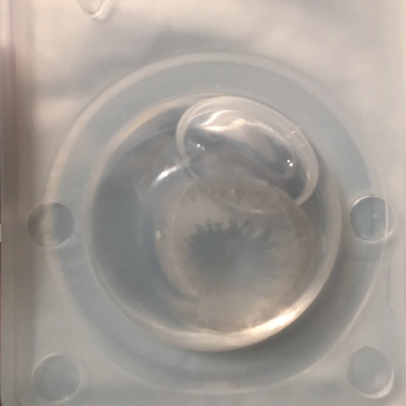 Gray Shadow - Picture 4 of 4