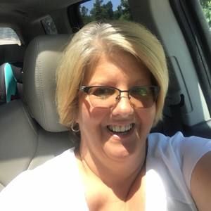 Meet your Posher, Ellen