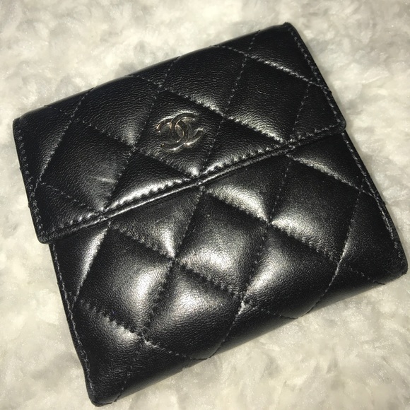 CHANEL Classic Flap Wallet - Picture 5 of 7