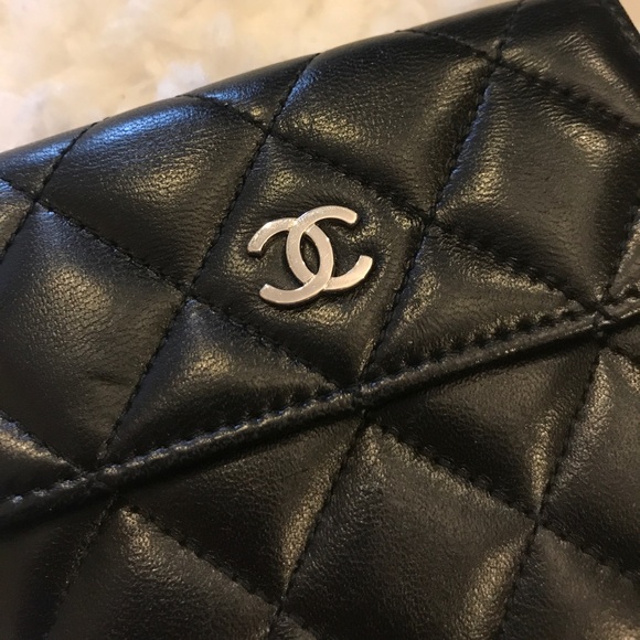 CHANEL Classic Flap Wallet - Picture 6 of 7