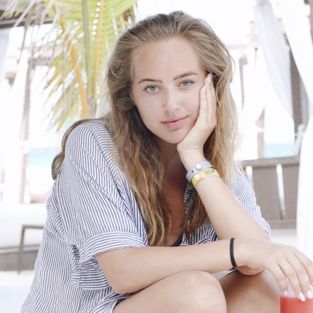 Meet your Posher, Mila