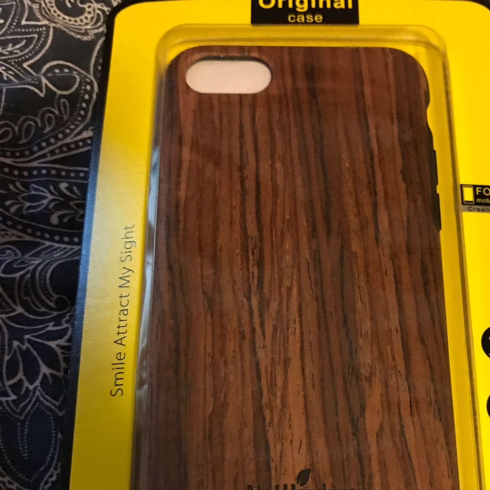 IPhone 7 wood case sandalwood