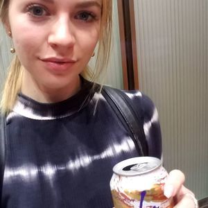 Meet your Posher, Nadia