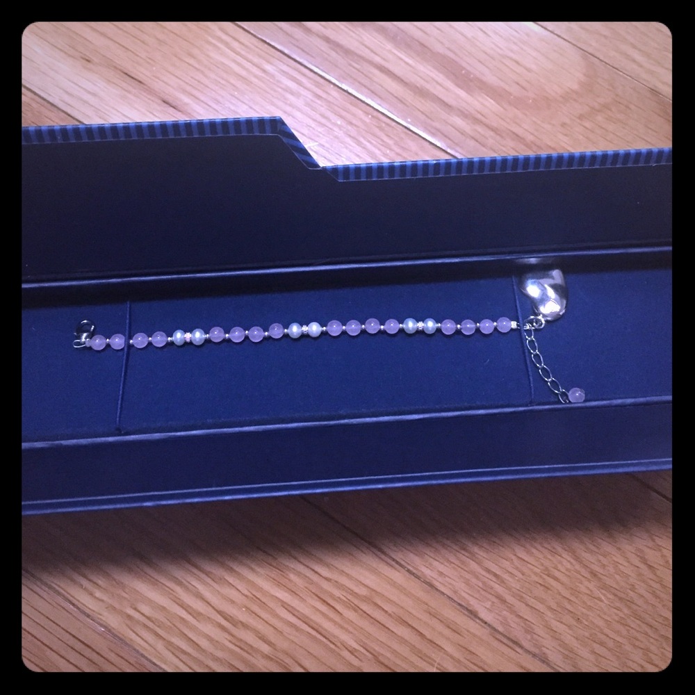 NIB. Sterling Silver girls heart charm bracelet