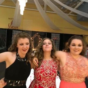 Meet your Posher, Jasmine