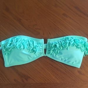 Strapless bikini top