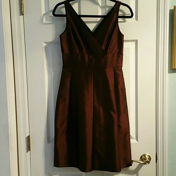 STUNNING MAROON 2 COLOR SHINY FIT&FLARE DRESS EEUC - Picture 1 of 4