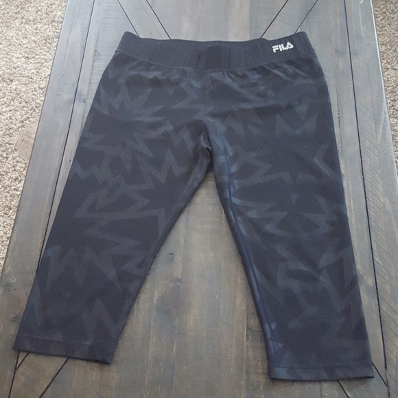 Bundle of 2 black workout leggings - Picture 2 of 7