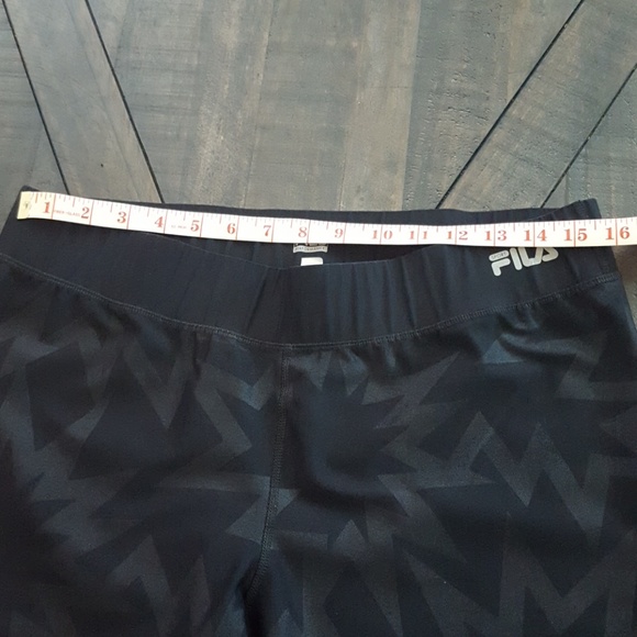 Bundle of 2 black workout leggings - Picture 4 of 7