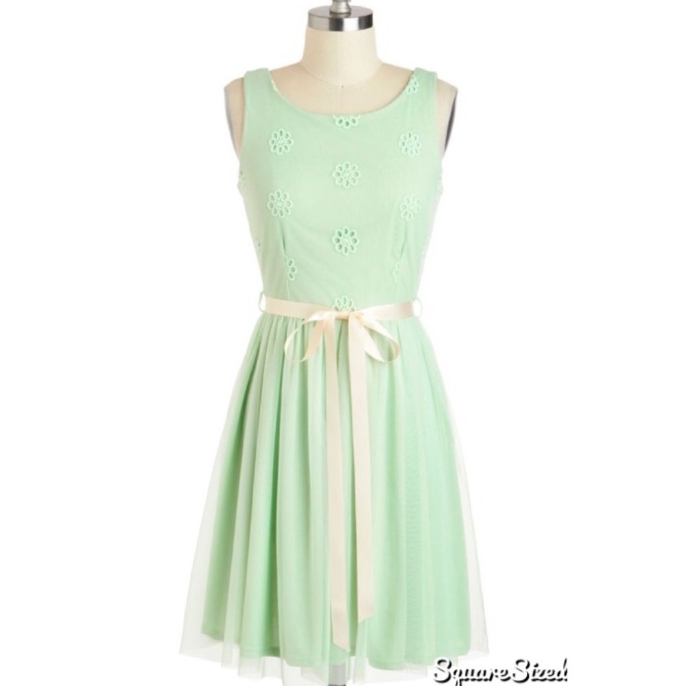 Modcloth Filled With Merri-mint Dress