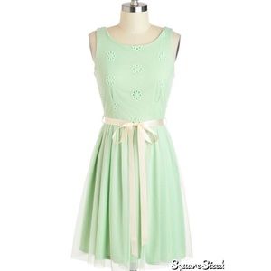 Modcloth Filled With Merri-mint Dress