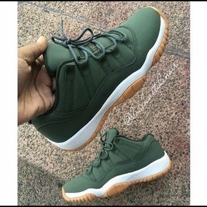 Meet your Posher, Logan