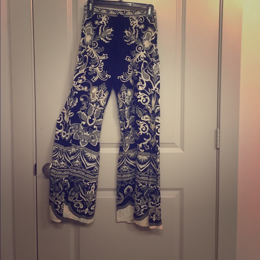 Fabrik size small retro flared pants