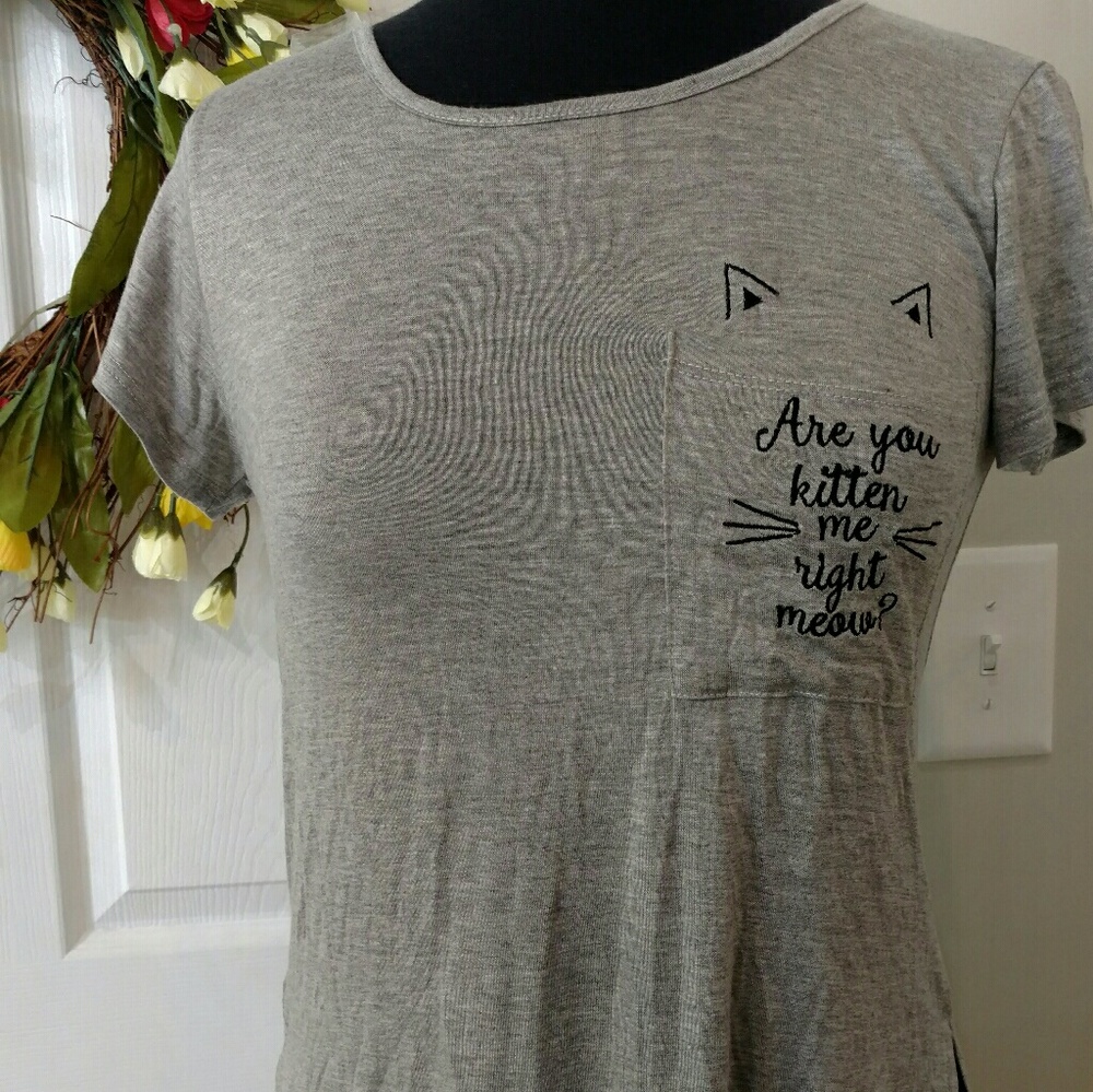 Graphic tee