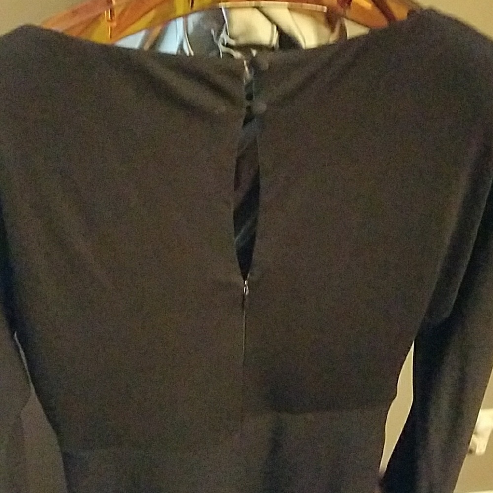 Dress - Picture 2 of 4
