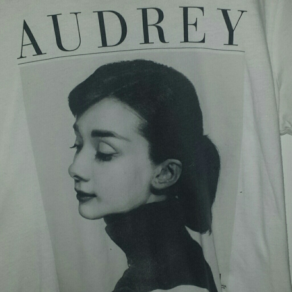 Audrey Hepburn tee