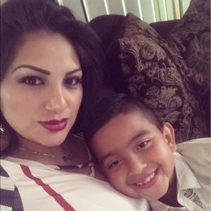 Meet your Posher, Abigail