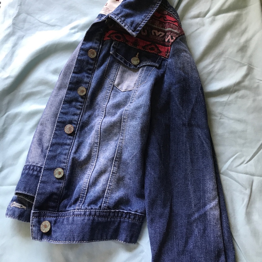 Denim jacket w boho pattern - Picture 3 of 3