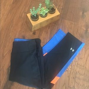 Under Armour Cropped Leggings- Sz M