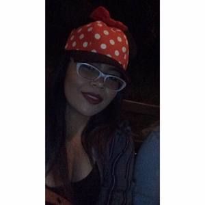 Meet your Posher, Desiree