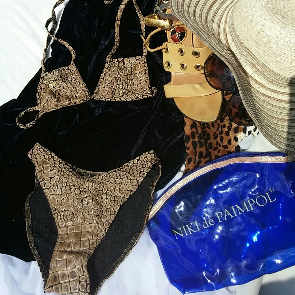 Niki de Paimpol Bikini