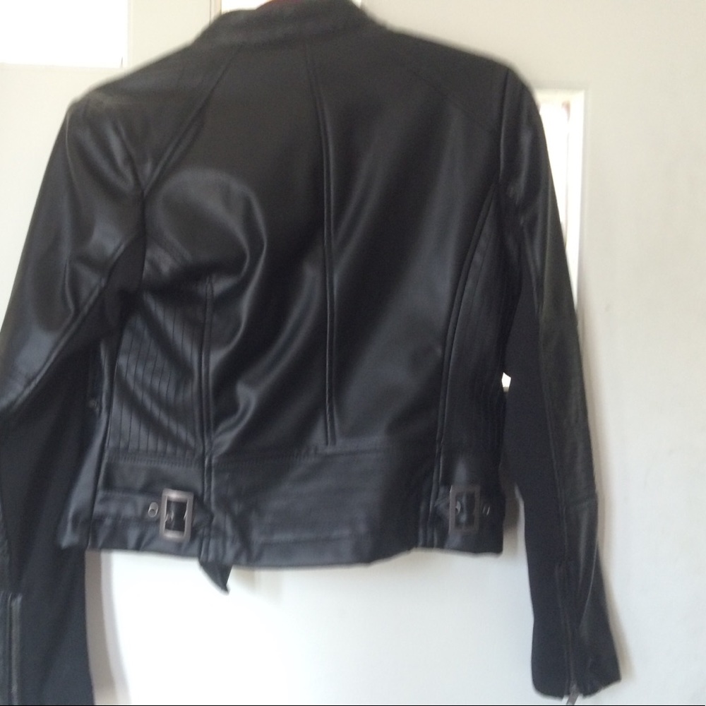 Jacket - Picture 4 of 5