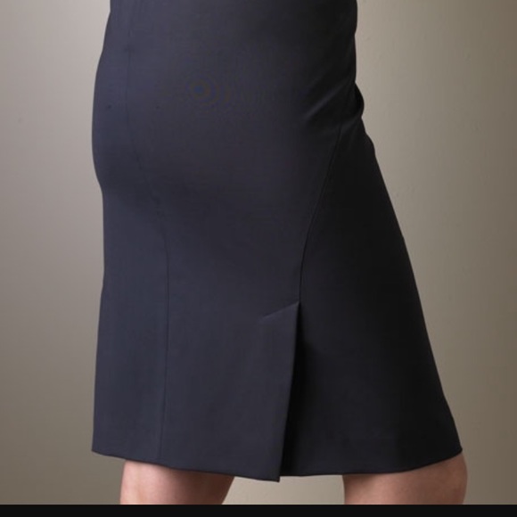 Theory Dresses & Skirts - Theory pencil skirt style golda size 8