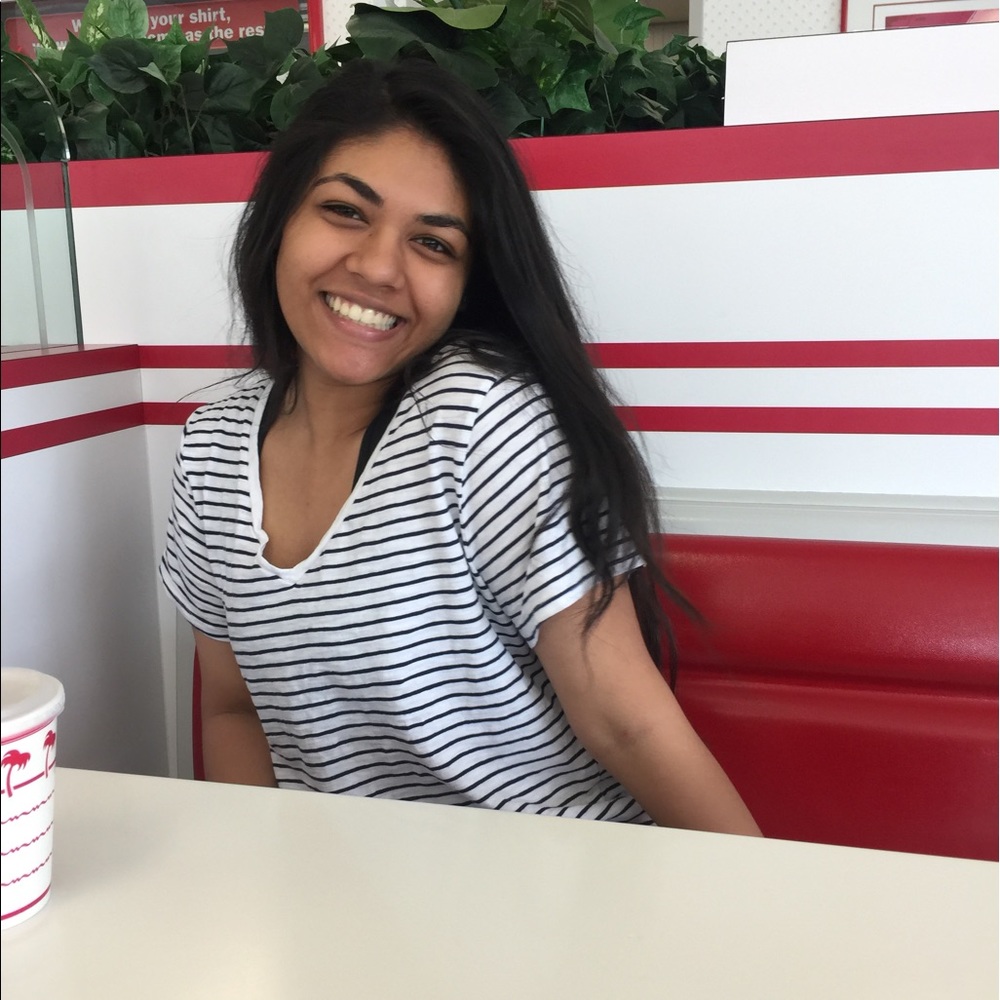 Meet your Posher, Shweta