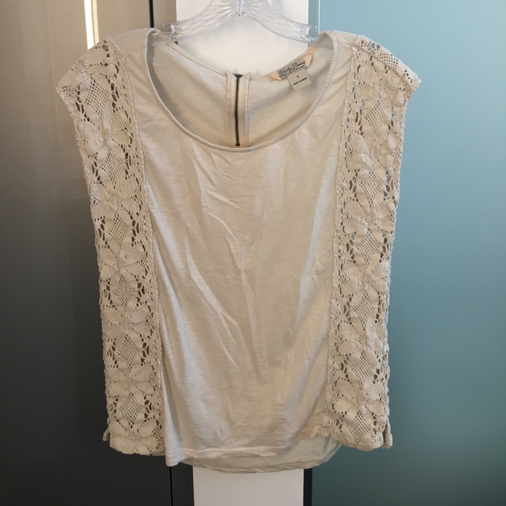 Lucky Brand cream top with crochet detailing