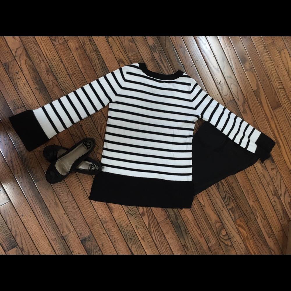 Sweater - Picture 2 of 4